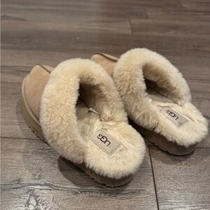 UGG Women's Tan Sheepskin Slippers
